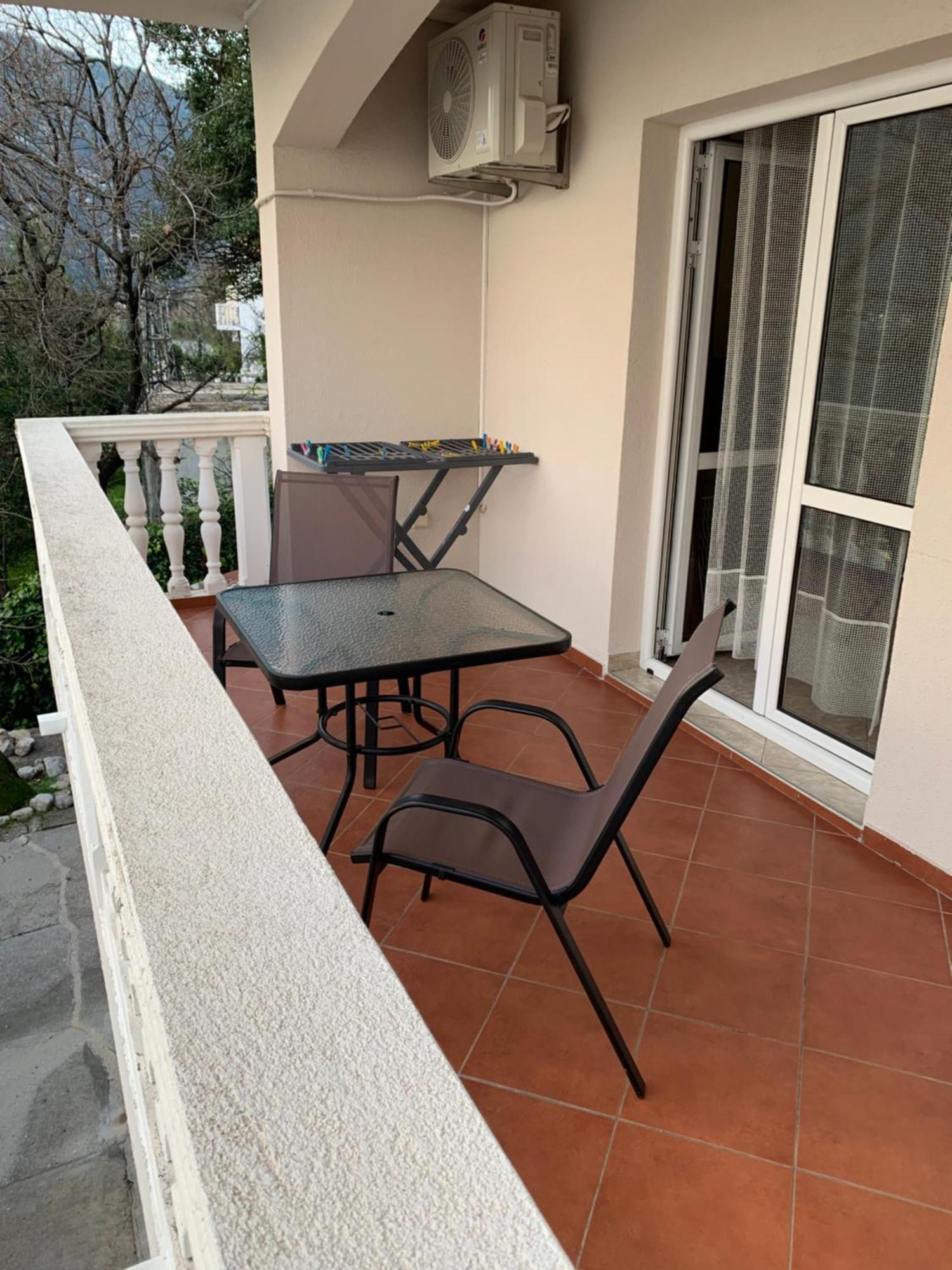 Apartments Villa Radonic ดอนิมอรินิ ภายนอก รูปภาพ