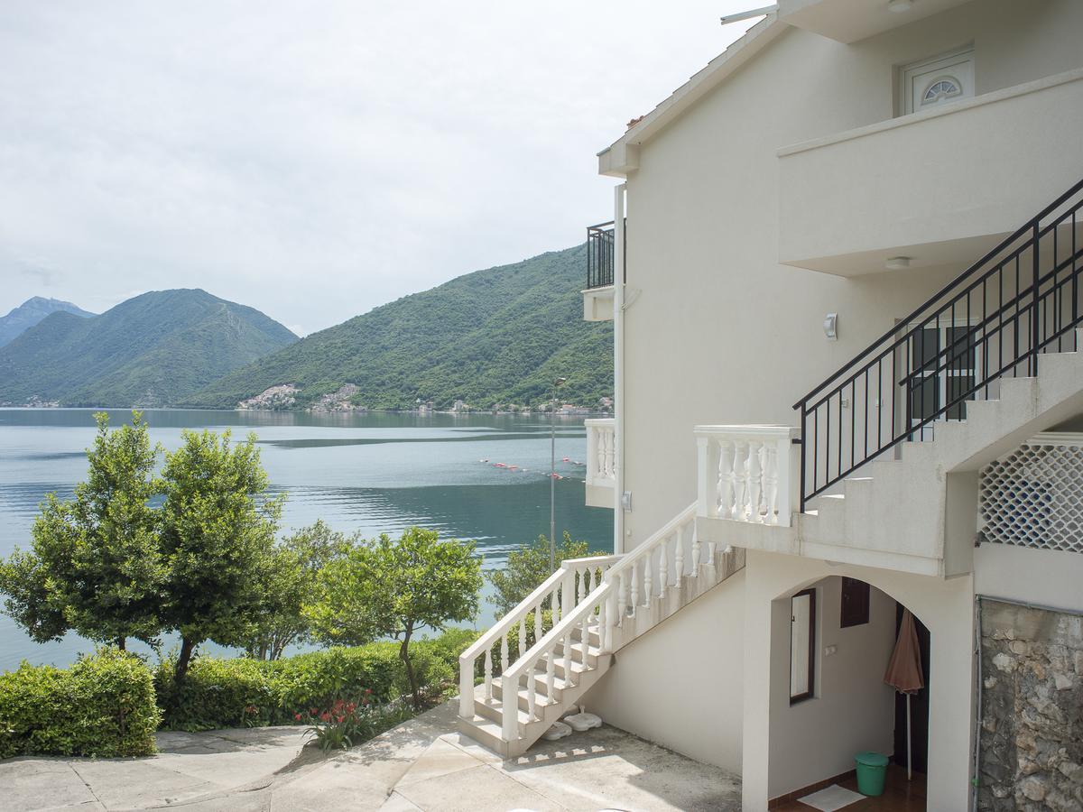 Apartments Villa Radonic ดอนิมอรินิ ภายนอก รูปภาพ
